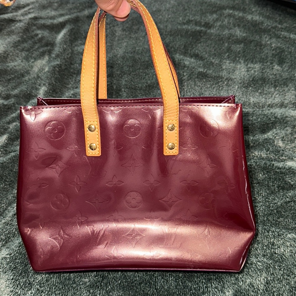 LOUIS VUITTON w/COA Monogram Vernis Reade PM